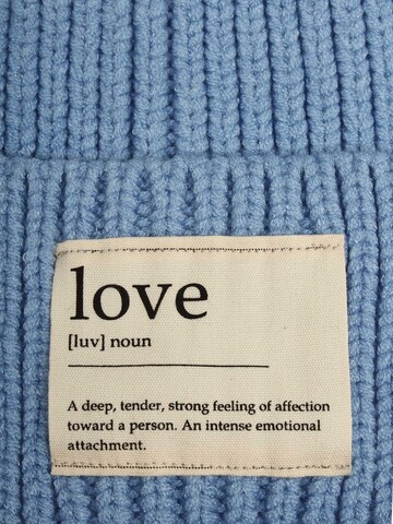 SAMAYA Beanie 'Love is...' in Blue