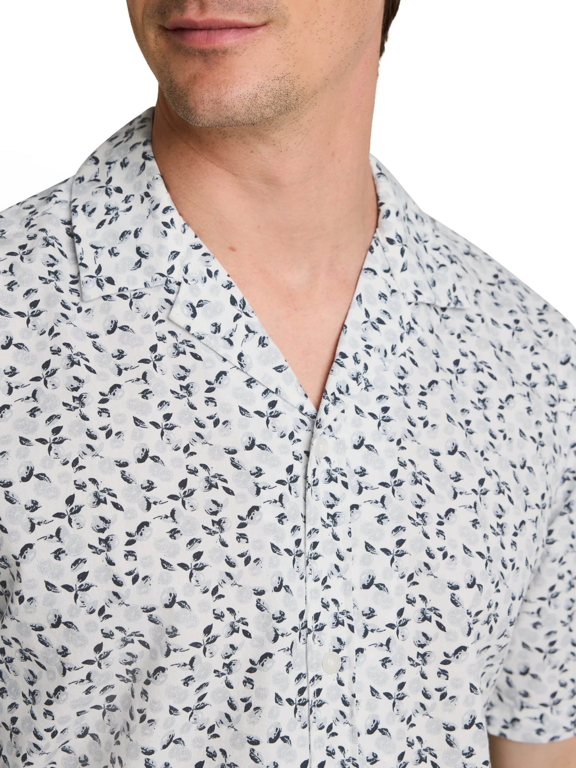 TOM TAILOR Comfort fit Button Up Shirt in White