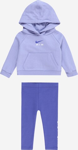 Nike Sportswear Strój do biegania w kolorze fioletowy: przód