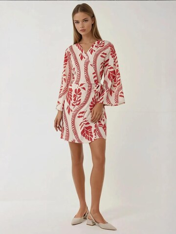 Hiccup - Vestido em branco