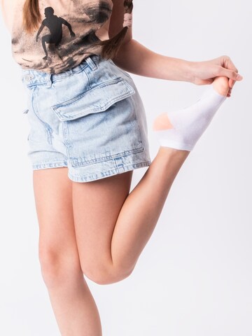 Occulto Socks 'Piccolo' in White