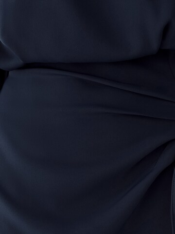 Rochie 'Fiora' de la BWLDR pe albastru