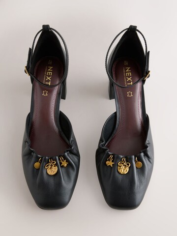 Pumps de la Next pe negru