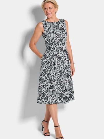 Robe Goldner en noir