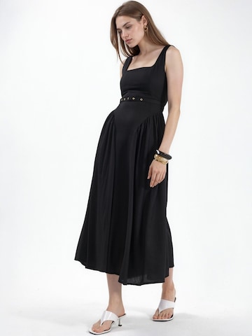 Busem Dress in Black: front