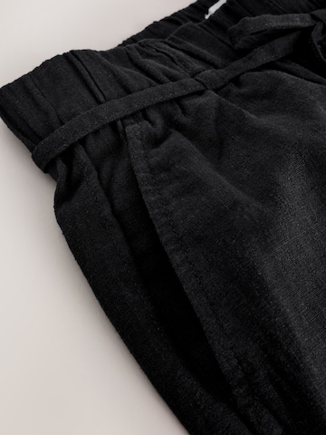 Next Loosefit Byxa i svart