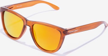 HAWKERS Γυαλιά ηλίου 'One Raw' σε καφέ: μπροστά
