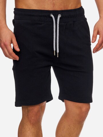 Regular Pantalon '17600' Tazzio en noir