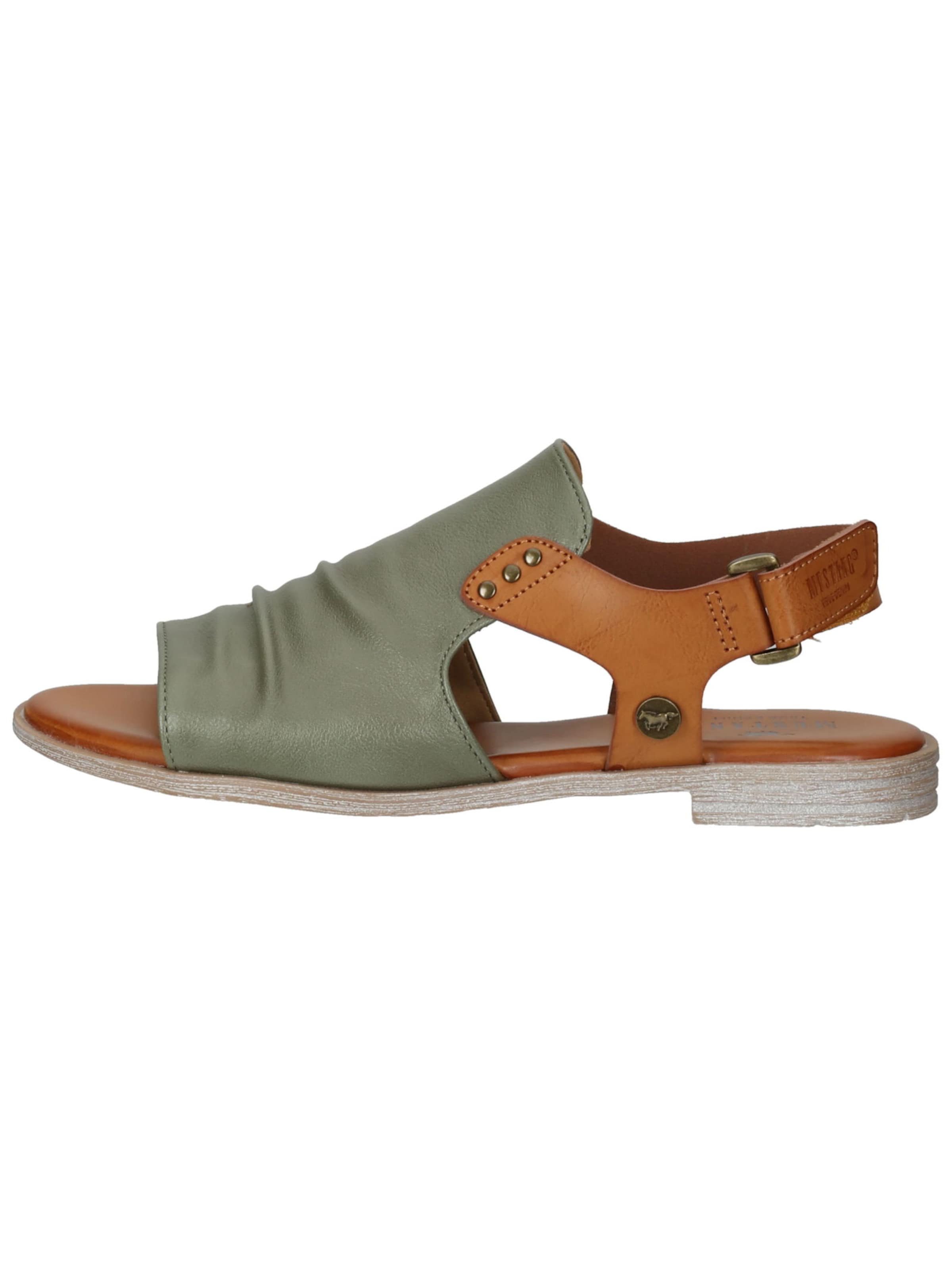 MUSTANG Sandal in Green