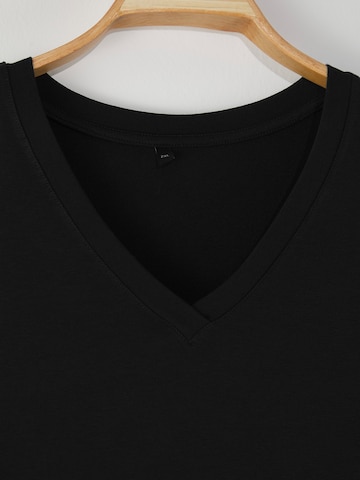 Trendyol Curve - Camiseta en negro
