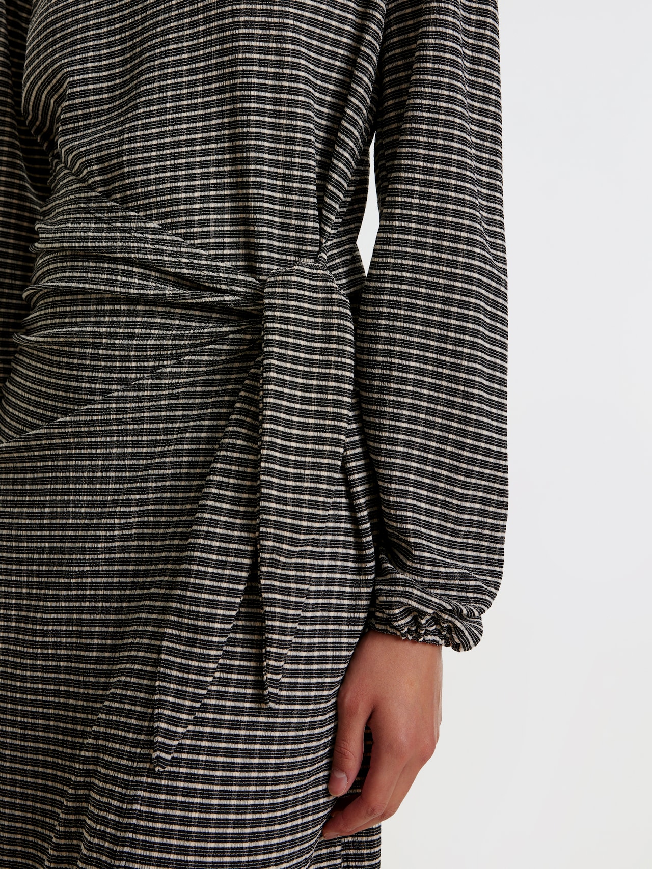 EDITED Produkte Kleid 'Quila' grau