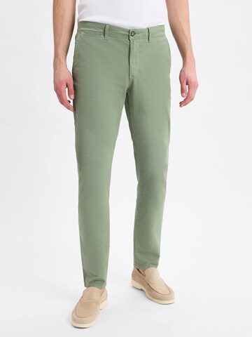 Nils Sundström Chino Pants ' Matt ' in Green: front