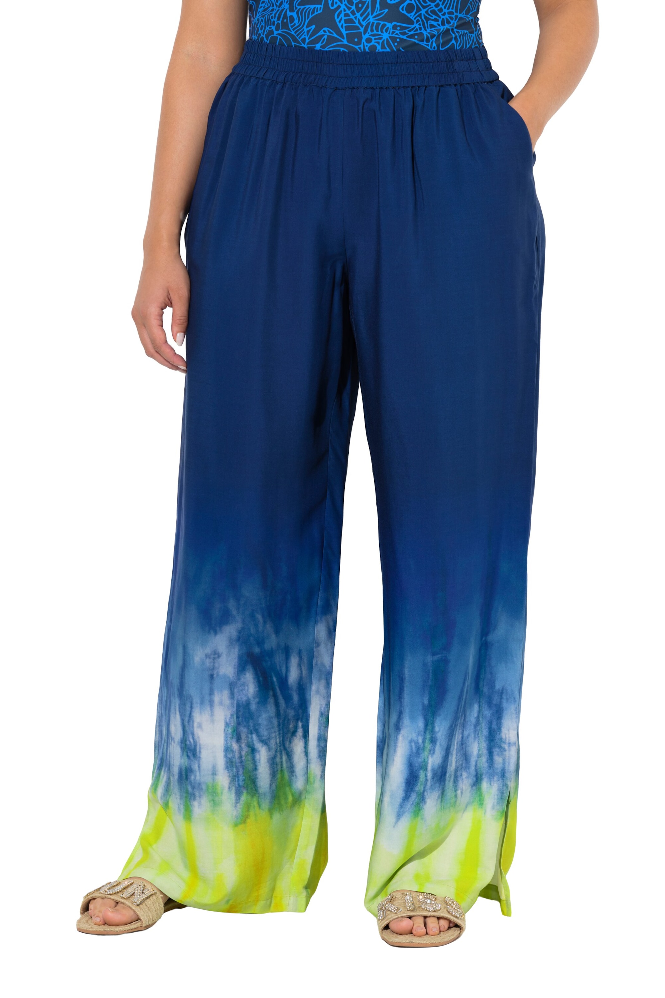 Ulla Popken Wide leg Trousers in Blue: front