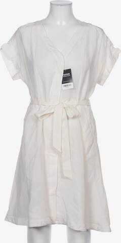 Mavi Dress in L in White: front