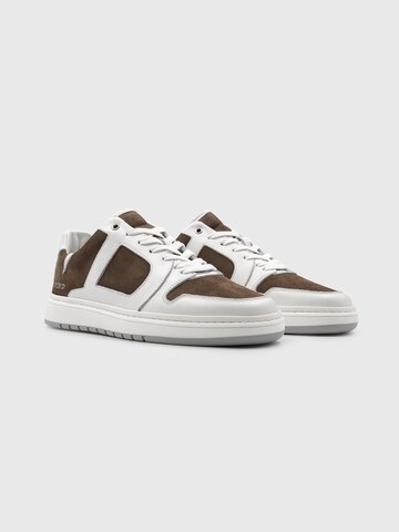 Dutch'D Sneaker low 'Rune' in Braun