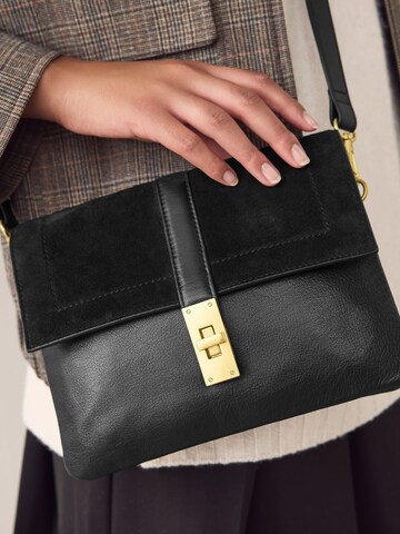 Next Taška přes rameno – černá