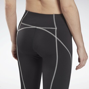 Reebok Skinny Sporthose in Schwarz