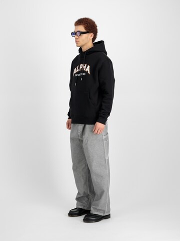 Felpa 'College' di ALPHA INDUSTRIES in nero