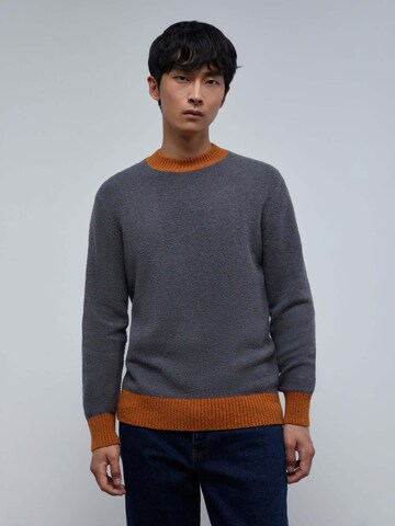 Scalpers Sweater 'Hobbit' in Grey