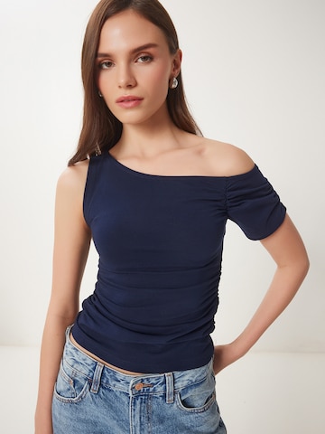 Happiness İstanbul T-shirt i blå