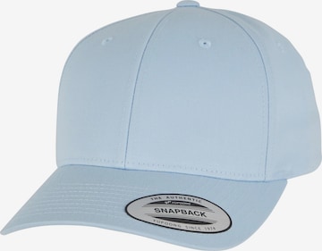 Flexfit Cap in Blau: Vorderseite