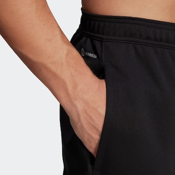 ADIDAS SPORTSWEAR Slimfit Sportbyxa 'Entrada 22' i svart