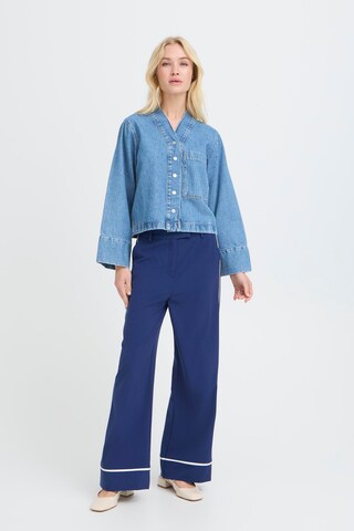 b.young Overgangsjakke i blå