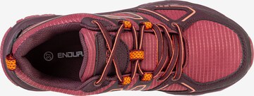 ENDURANCE Flats 'Urbing' in Red