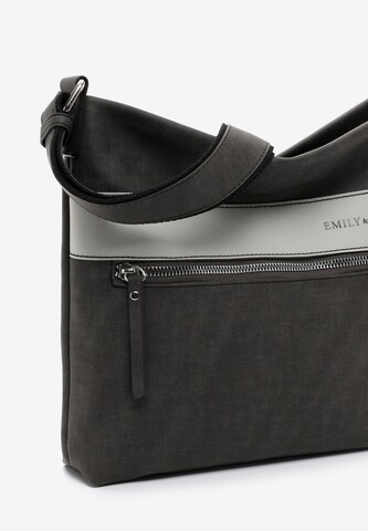 Borsa a spalla ' E&N Bonnie ' di Emily & Noah in grigio