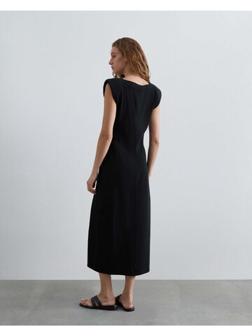 Scalpers Kleid in Schwarz