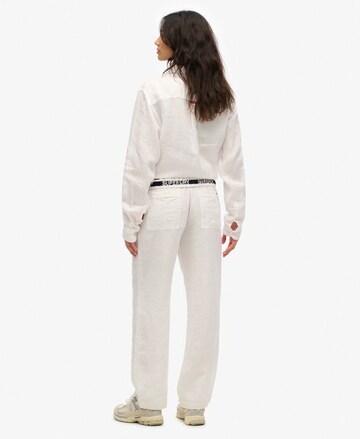 Superdry Regular Broek in Wit
