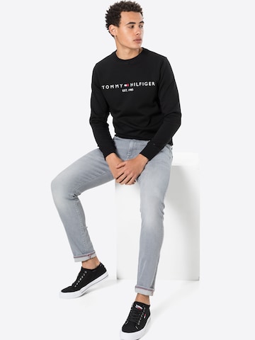 TOMMY HILFIGER Tréning póló - fekete