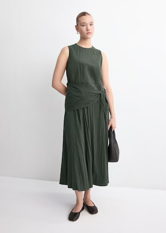 Robe MANGO en vert