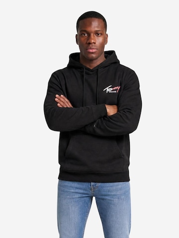 Felpa 'DM0DM22680' di Tommy Jeans in nero