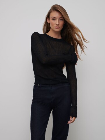 RÆRE by Lorena Rae Sweater 'Elea' in Black: front