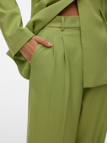 VERO MODA Широки крачоли Панталон с набор 'VMNANCY' в зелено