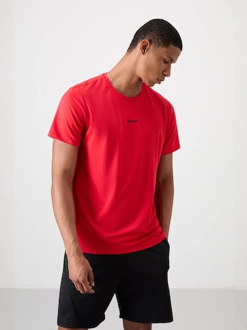Tommy Life - Camisa em vermelho