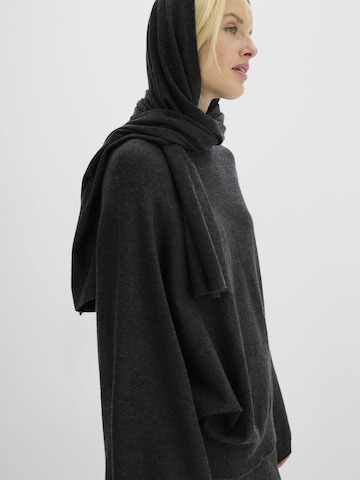 Pullover di bonprix in grigio