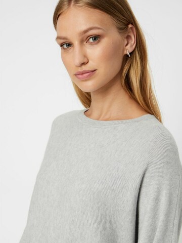 Noisy may Pullover in Grau