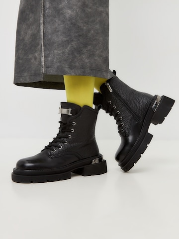 CESARE GASPARI Boots in Zwart