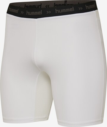 Skinny Pantalon de sport Hummel en blanc