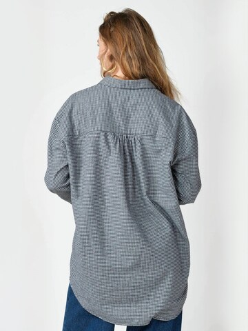 Klitmøller Collective Shirt ' OFELIA ' in Black: back