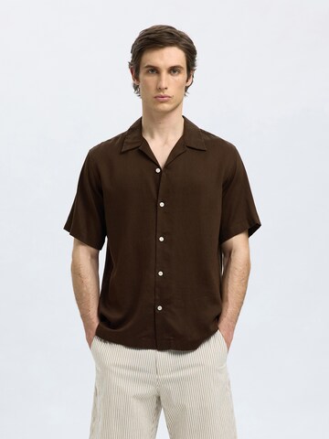 SELECTED HOMME Regular fit Πουκάμισο 'SLHNoa' σε καφέ: μπροστά