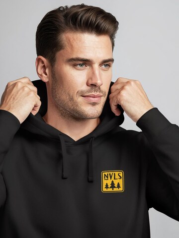 Neverless Sweatshirt 'Think Outside' in Schwarz