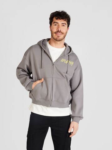 WEEKDAY Zip-Up Hoodie in Grey: front