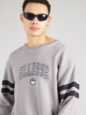 ELLESSE - Sweatshirt 'Vivar' em cinzento