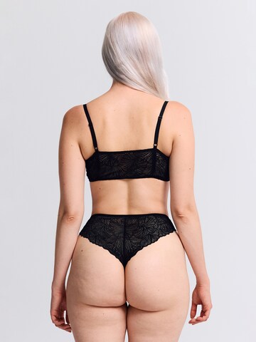 Erlich Textil - Tanga em preto