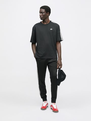 ADIDAS ORIGINALS T-Shirt 'Adicolor' in Schwarz
