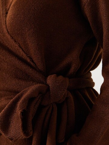 Pullover di Bianco Lucci in marrone