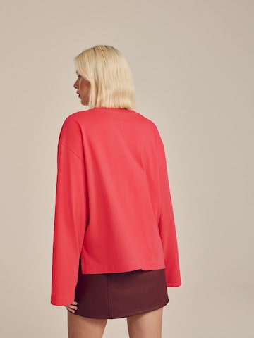 Next - Camiseta 'Christmas Santa Baby' en rojo